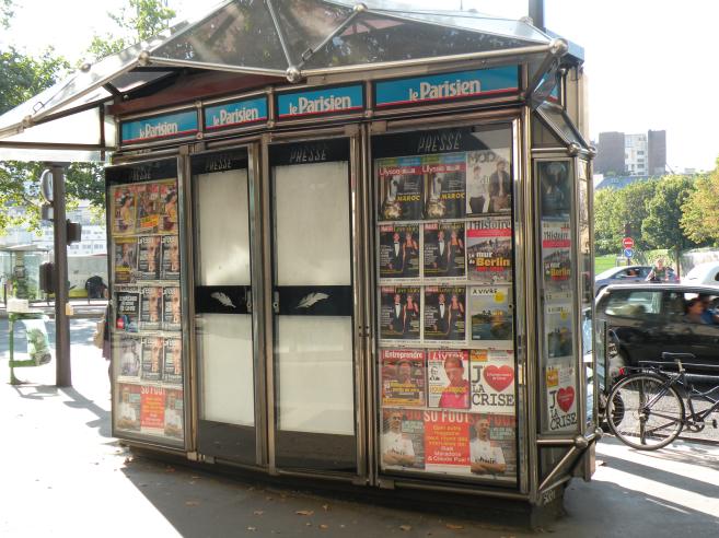  kiosque à journaux, septembre 2009